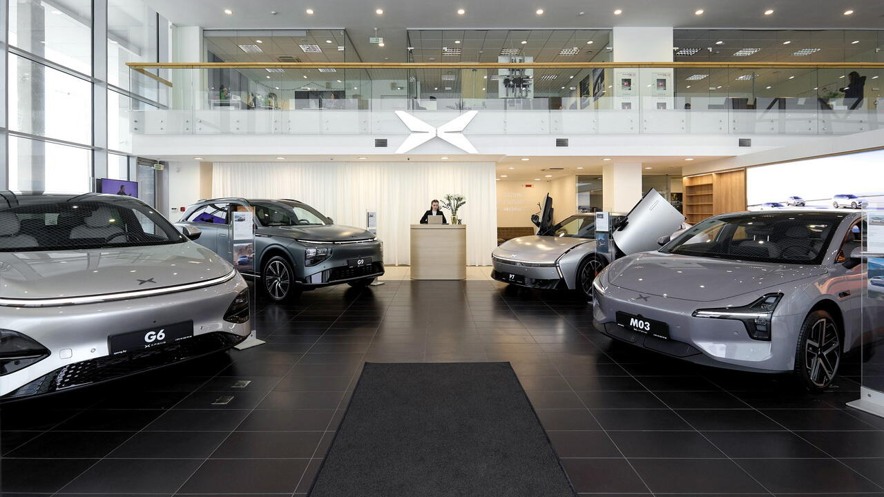 В Минск привезли первые электромобили Xpeng