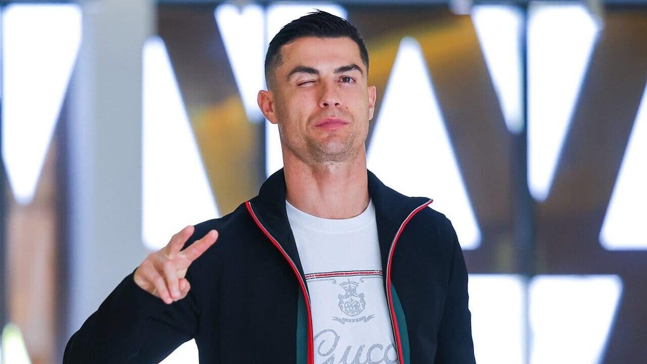 Криштиану Роналду стал совладельцем клуба в Испании, количество подписчиков которого в инстаграм за сутки выросло с 10 тысяч до 3,2 миллиона