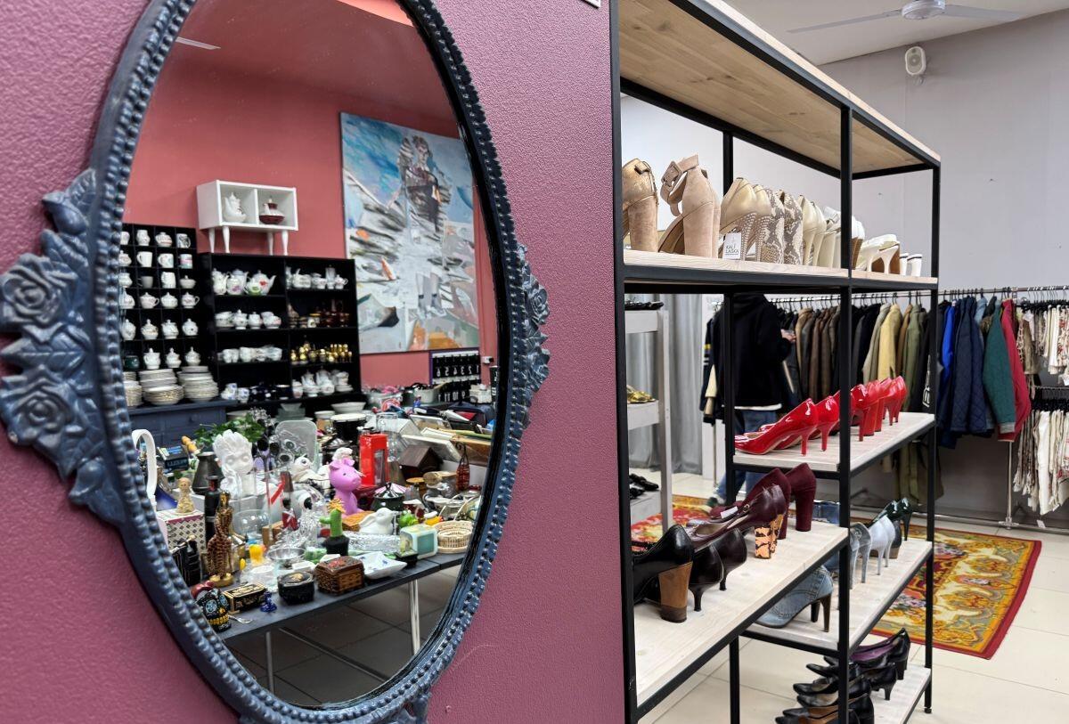 Товары с выгодой до 90 %. Что почем на благотворительной барахолке KaliLaska?