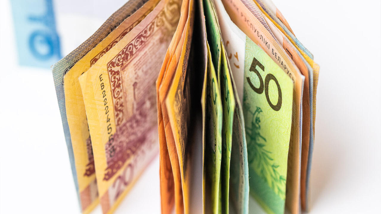 Названа средняя зарплата в белорусских СЭЗ – где платят больше?