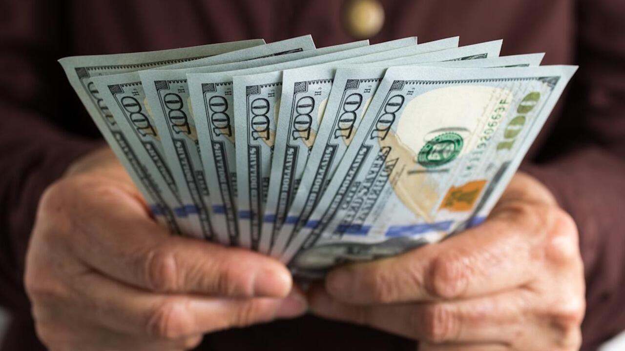 Пенсионерка перевела $600 000 фейковому Илону Маску