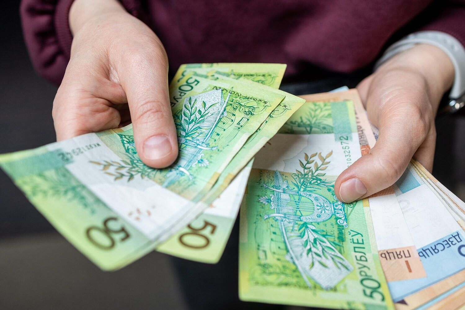 В Минске ищут шеф-повара на зарплату до 19 000 BYN. Это где столько платят?