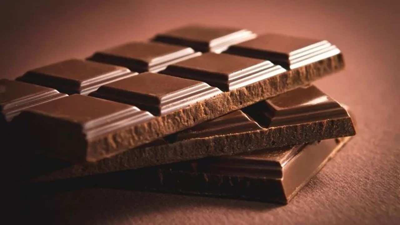Сколько шоколада съедают в разных странах за год – инфографика