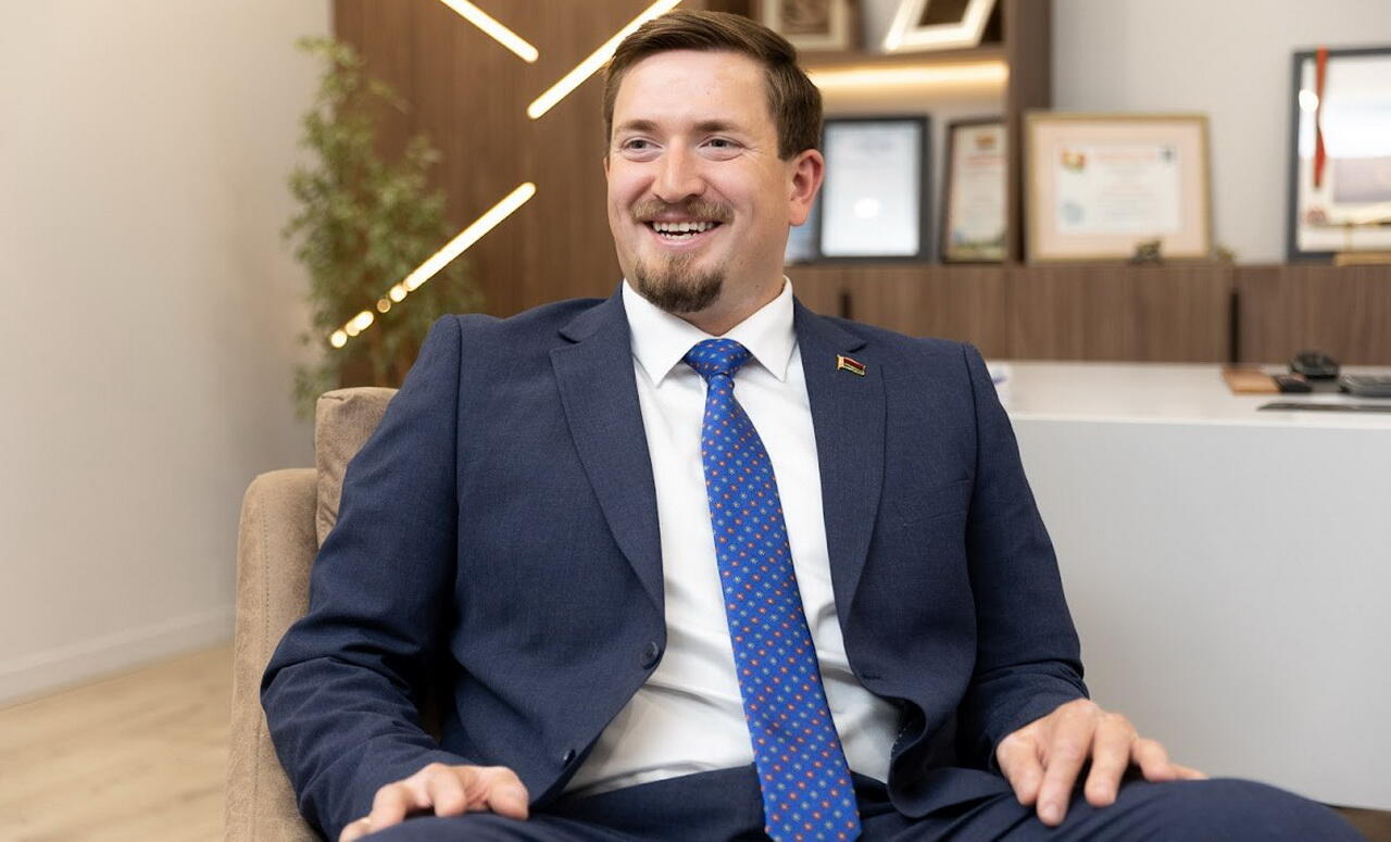 «Все хотят высокую зарплату от 3 000 BYN, но мало кто может объяснить, что он умеет за эти деньги». Большое интервью с гендиректором «Морозпродукта»