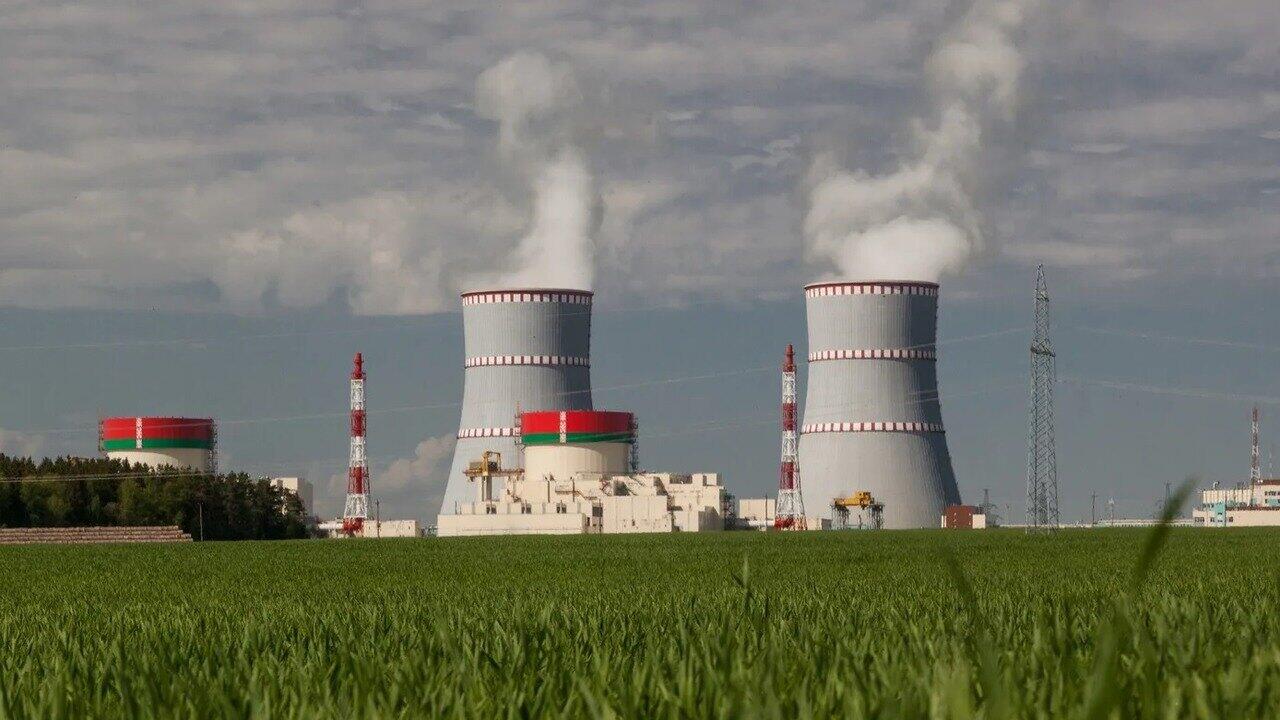 БелАЭС ищет работников: какие зарплаты предлагают