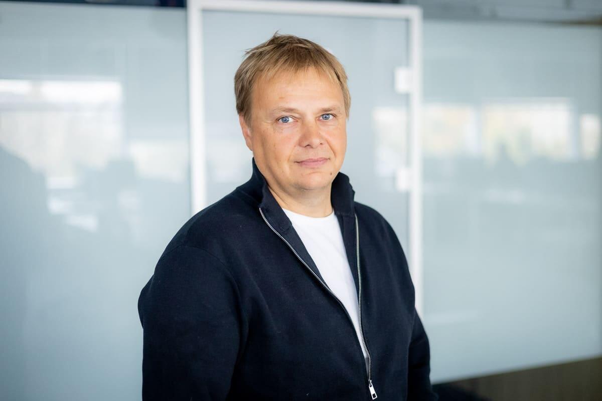 Когда продавать машину не хочется, а деньги нужны. Как работает возвратный лизинг