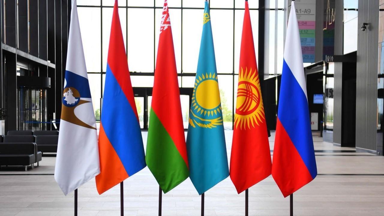 ЕАЭС подписал соглашения по интернет-торговле и биржам. Что меняется для белорусов?
