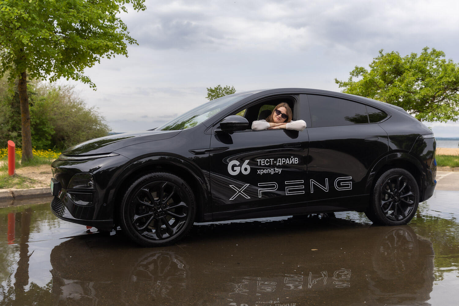 За что 111 500 рублей? Рассказываем, что предлагает XPENG G6 белорусам
