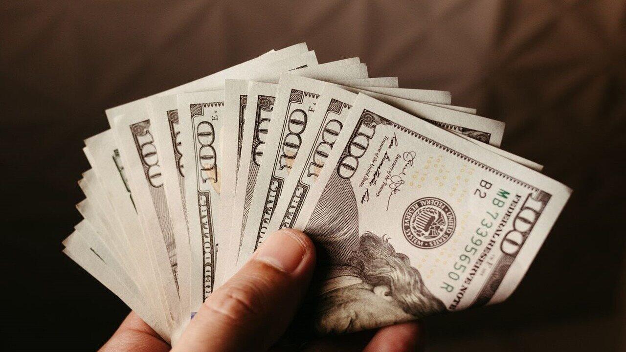 Рейтинг зарплат в ЕАЭС: какое место заняла Беларусь