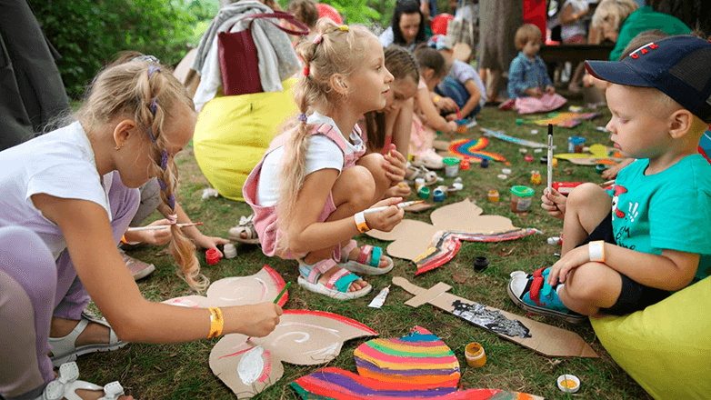 Хедхантер, артист цирка и пожарный: какие еще профессии ждут детей на семейном фестивале «Букидс. Профессии»