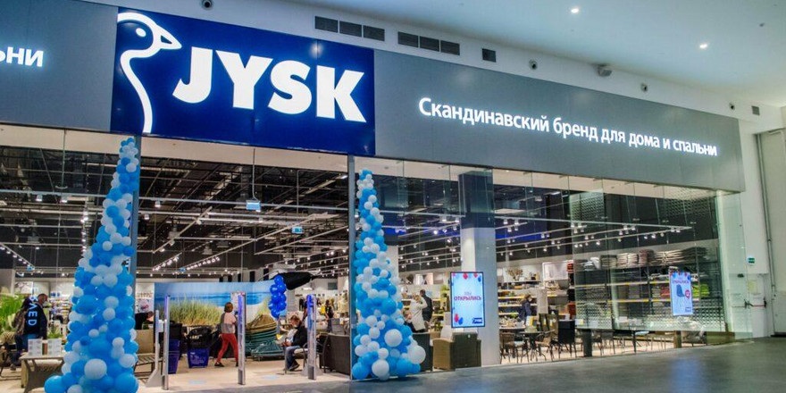 Грузоперевозки, туристические сервисы, фастфуд: какие компании покинули Беларусь в 2022 году