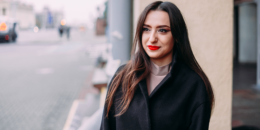 На машину, права и черный день: на что копят молодые белорусы и в чем хранят сбережения