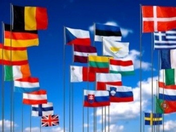 Финансисты опустили Кипр и Испанию