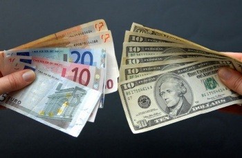 Валюта дорожает