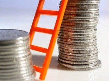 К чему ведет повышение зарплат по мнению Н. Ермаковой