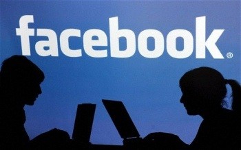 Акции Facebook упали до своего минимума
