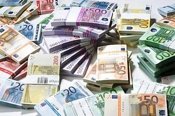 Сегодня валюта подорожала