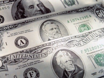 Курс доллара опять вырос