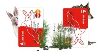 Альфа-Банк выпустил пластиковые карты с вертикальным дизайном