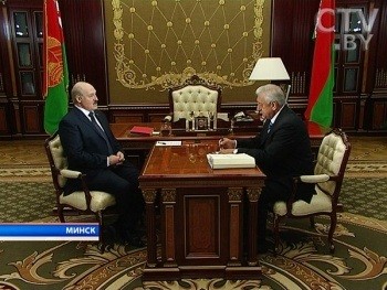 В Беларуси обострились противоречия между президентом и правительством