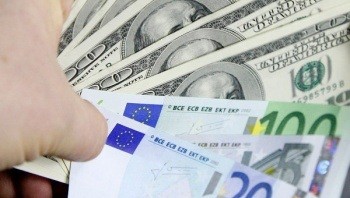 Курс доллара увеличился на валютных торгах вторника