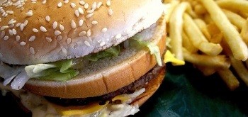 Сколько мы переплачиваем за Биг-Мак?