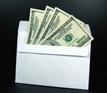 Средняя зарплата в Беларуси превысила 500$