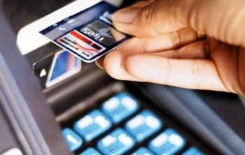 Овердрафт по карте – в чем преимущества перед кредитом?