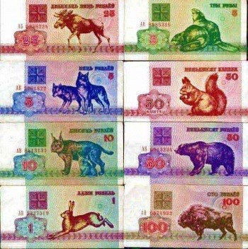 Беларусы продолжают обменивать иностранную валюту на рубли