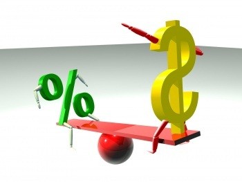 На торгах в пятницу курс доллара остался на прежнем уровне