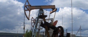 Белорусские нефтяники начали работать на месторождениях Украины