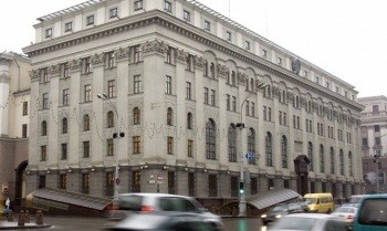 Правительство и Нацбанк урежут кредитование экономики