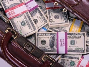 Евро вырос до 13 020 BYR на торгах вторника