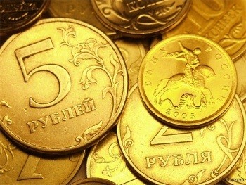 Торги на БВФБ завершились падением евро и ростом российского рубля