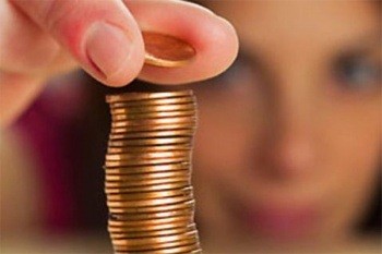 Прирост рублевых вкладов населения сократился в 2,5 раза