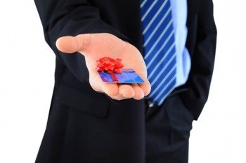 Банк ВТБ обладает самой высокой долей карт Visa Classic в портфеле Visa