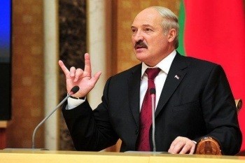 Александр Лукашенко потребовал роста экономики