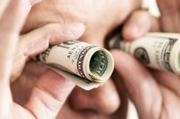 Найти и обезвредить: 6 способов купить валюту в Беларуси