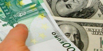 Курсы валют на 2 апреля: курс доллара - 14 680, курс евро - 15 890, российский рубль - 257,5