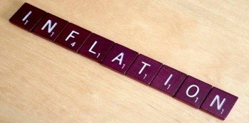 Нацбанк снизил прогноз по инфляции на 2015 год