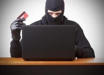 Банки Беларуси будут возвращать украденные с карт деньги