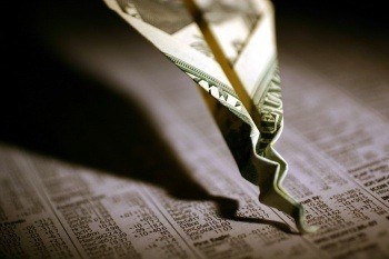 В Казахстане закрылись обменники после рекордного обвала доллара