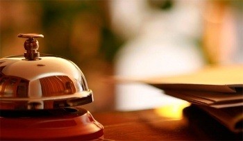 Состоятельные белорусы просят консьерж-службы найти им отель, машину и пиджак