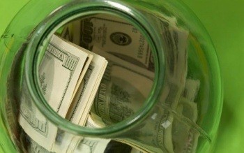 Вклады в валюте: безотзывные – 5,5%, отзывные – 4% годовых