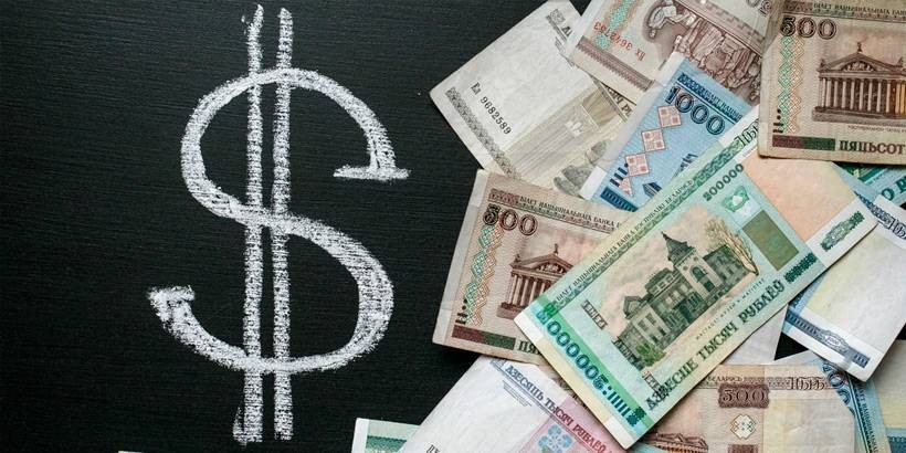 Торги открылись 11 марта: доллар -Br38, евро +Br296