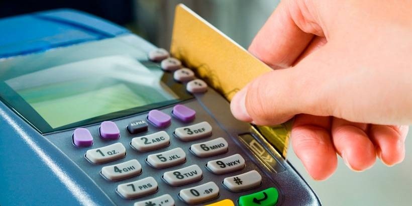 В Беларуси утром 19 марта могут не срабатывать банковские карточки