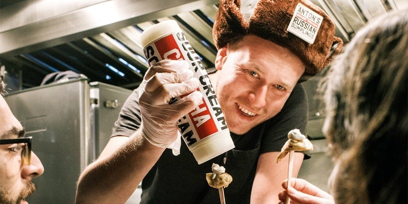 Если голый – ешь бесплатно. Как белорус продает пельмени на Манхэттене