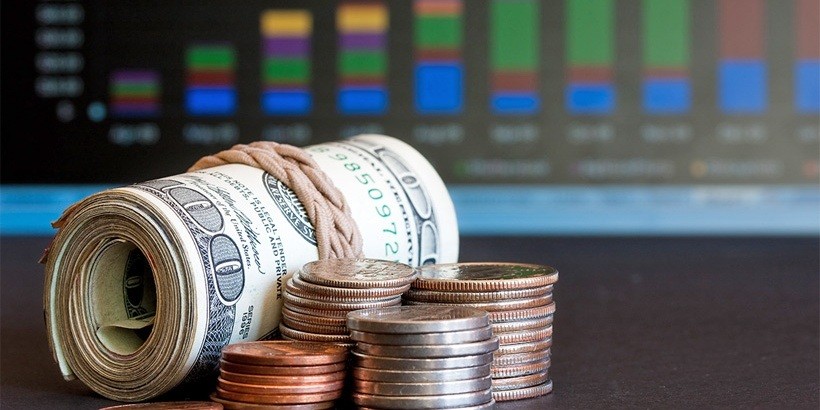 «Говорим правильно, а денег нет». Инвестиции в основной капитал потеряли пятую часть объема