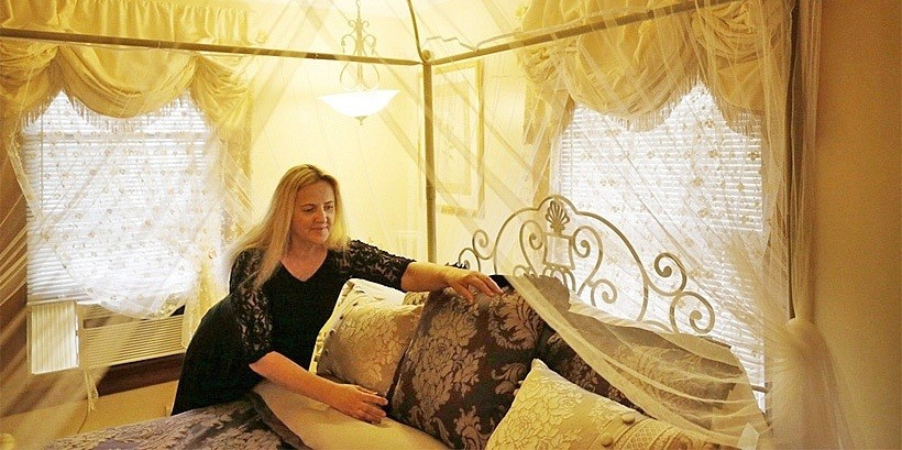 «Жизнь хороша». Как белоруска зарабатывает арендой у Ниагарского водопада