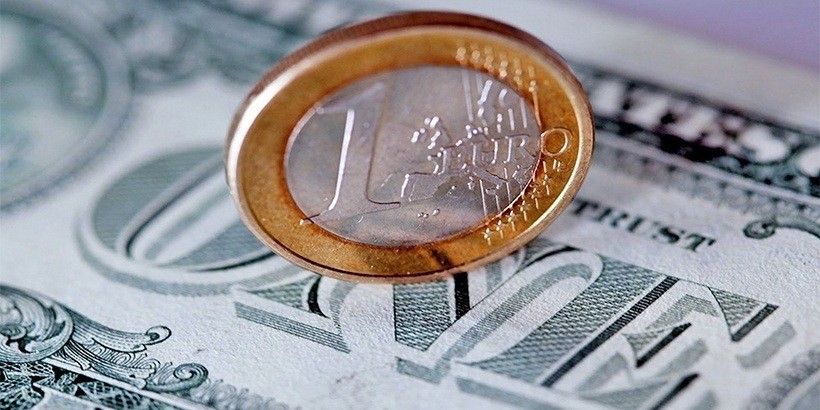 Не больше 4 процентов. Рейтинг валютных вкладов на срок до одного года